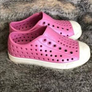 Pink iridescent natives C7